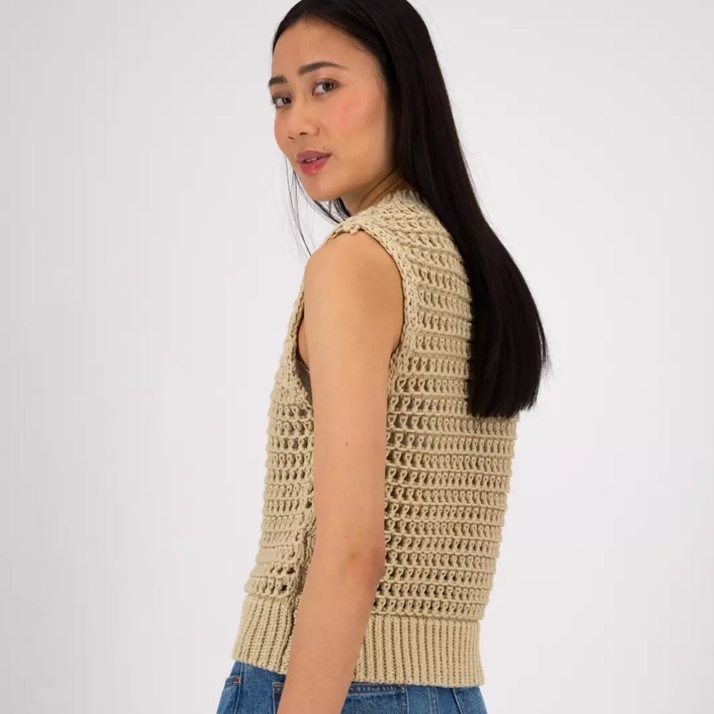 COS Chunky Open Knit Sweater Vest